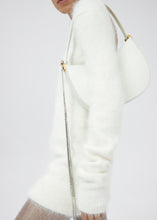 Load image into Gallery viewer, MEDIUM VESNA CREAM LEATHER