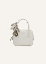 Load image into Gallery viewer, SS24 BRIGITTE BAG CREAM SQUARE