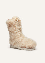 Load image into Gallery viewer, Shearling combat boots in cream
