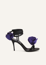 Load image into Gallery viewer, Double purple flower heel sandals in black satin
