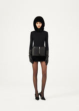 Load image into Gallery viewer, AW23 LEATHER 10 SKIRT BLACK
