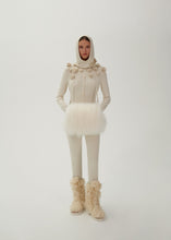 Load image into Gallery viewer, MTH23 KNITWEAR 06 JUMPSUIT CREAM

