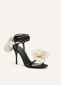 RE23 FLOWER SHOES BLACK SATIN IVORY FLOWER