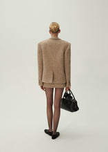 Load image into Gallery viewer, Single breasted short alpaca coat in beige
