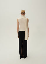 Load image into Gallery viewer, Knitwear maxi skirt in black
