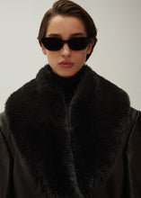 Load image into Gallery viewer, Oversized classic midi coat in black leather with faux fur
