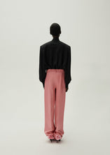 Load image into Gallery viewer, Wide leg silk tailored pants in pink
