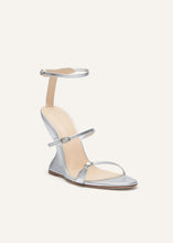 Load image into Gallery viewer, RE24 WEDGE SANDALS LEATHER METALLIC
