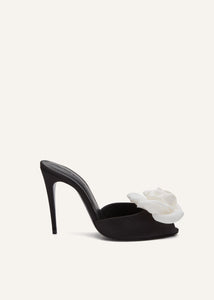 SS24 PEEP TOE MULES SATIN BLACK CREAM