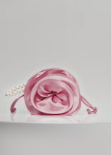 Load and play video in Gallery viewer, Magda bag pearl strap in pink satin
