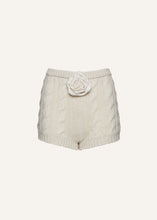 Load image into Gallery viewer, MTH23 KNITWEAR 04 SHORTS CREAM
